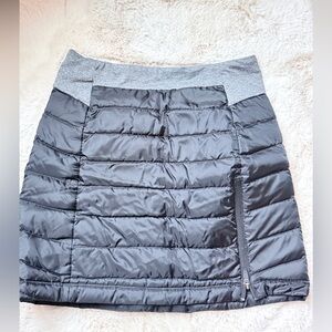 Elegant Black Quilted Mini Skirt